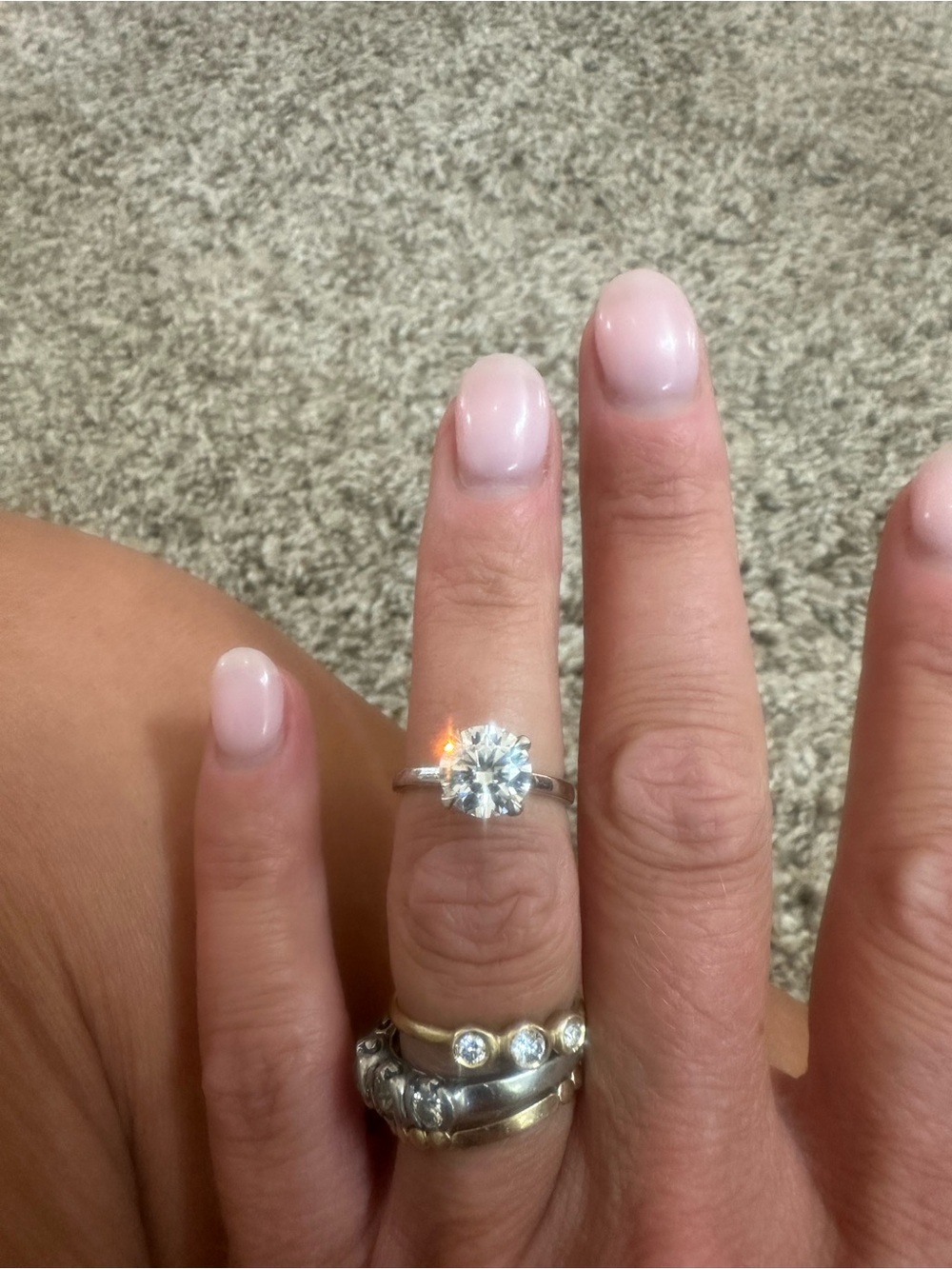 Classic 2 carat Solitaire Round-Cut Moissanite  Ring in 10k gold. - Picture 3 of 7